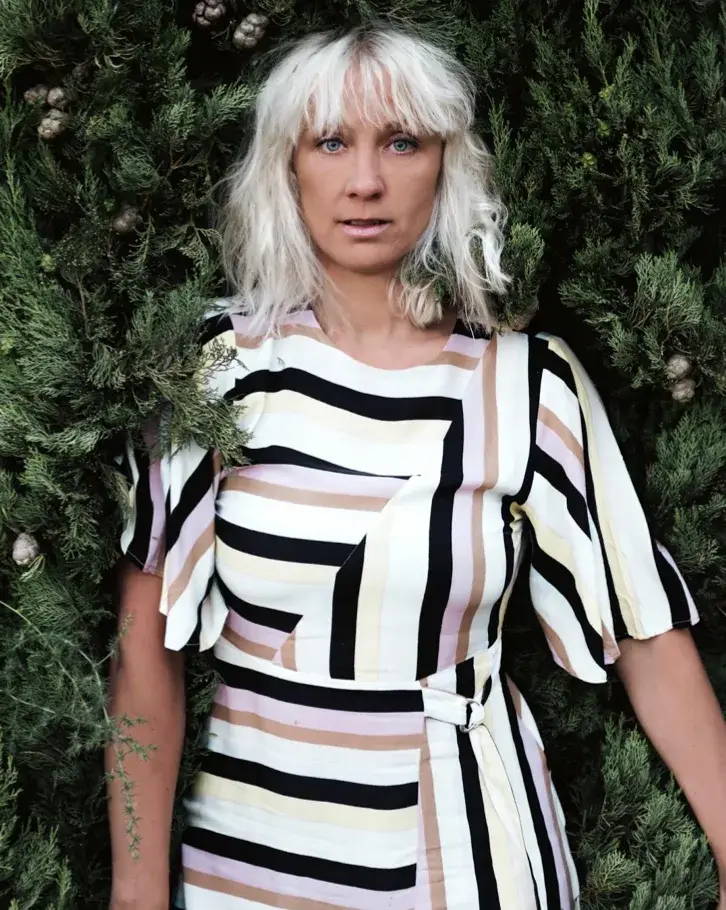 Meeli Seermaa arranges accommodation for Utoopia No 9 and tells what to do in Hiiumaa  