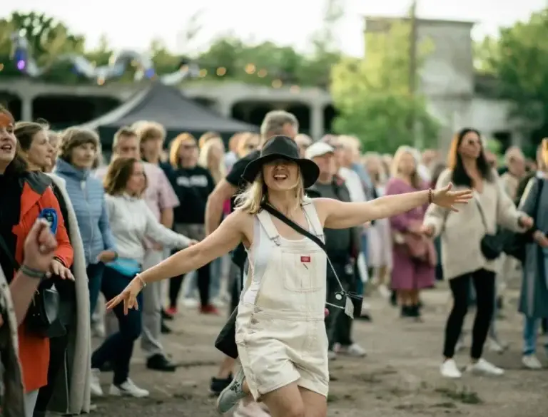 Hiiumaa eateries and Võnge festival at the Viscosa Cultural Factory. See what to do in Hiiumaa and where to go with kids 